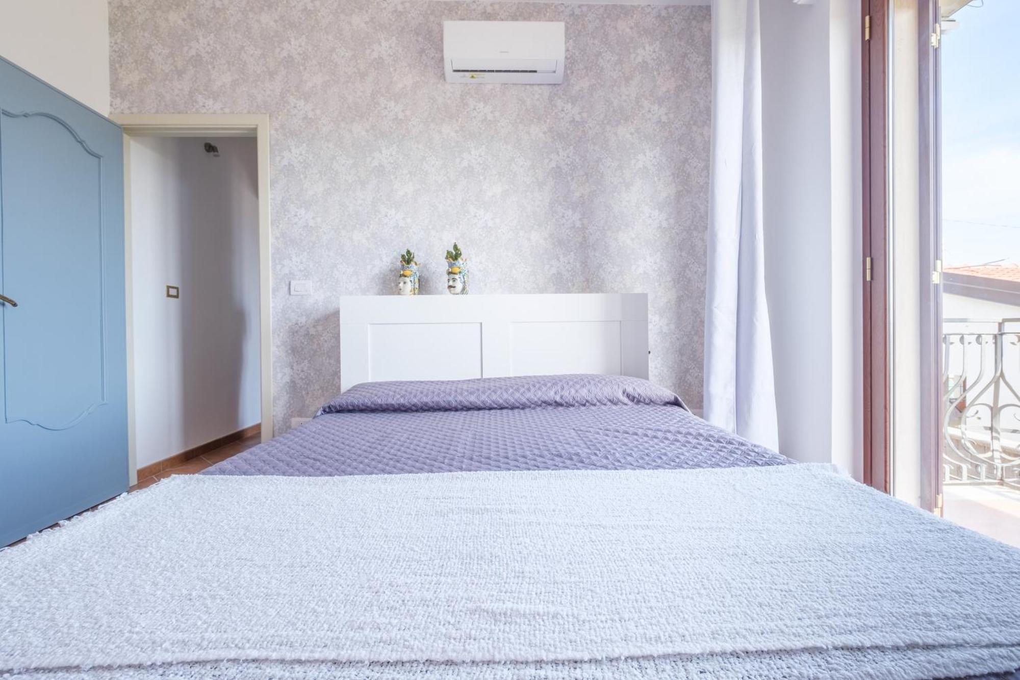 Medusa Apartment Таормина Екстериор снимка
